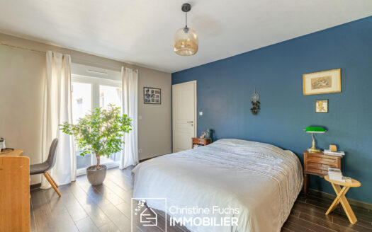 Niederhausbergen – Grand 3 pièces, terrasse, balcon, cave et garage
